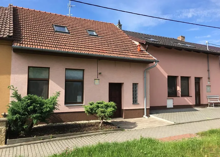 Chalupa A Apartmany Morajda