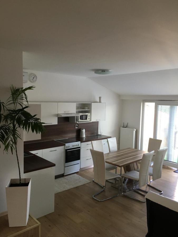 Apartment A Morajda